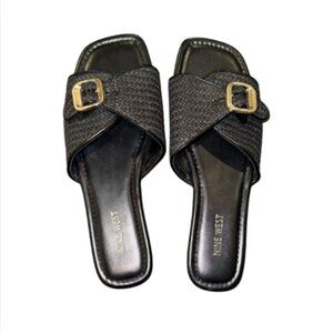 Black Nine West Qutien Flat Sandals | Women’s Size 9.5 Gold Buckle